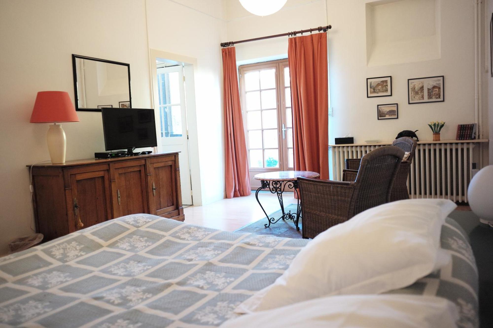 Les Crepinieres Bed & Breakfast Chartres Bagian luar foto