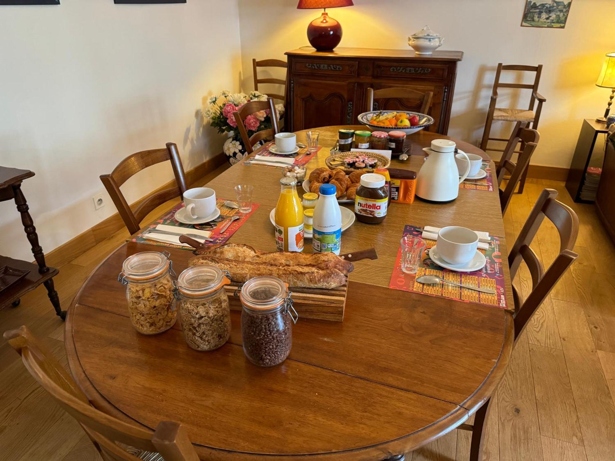 Les Crepinieres Bed & Breakfast Chartres Bagian luar foto